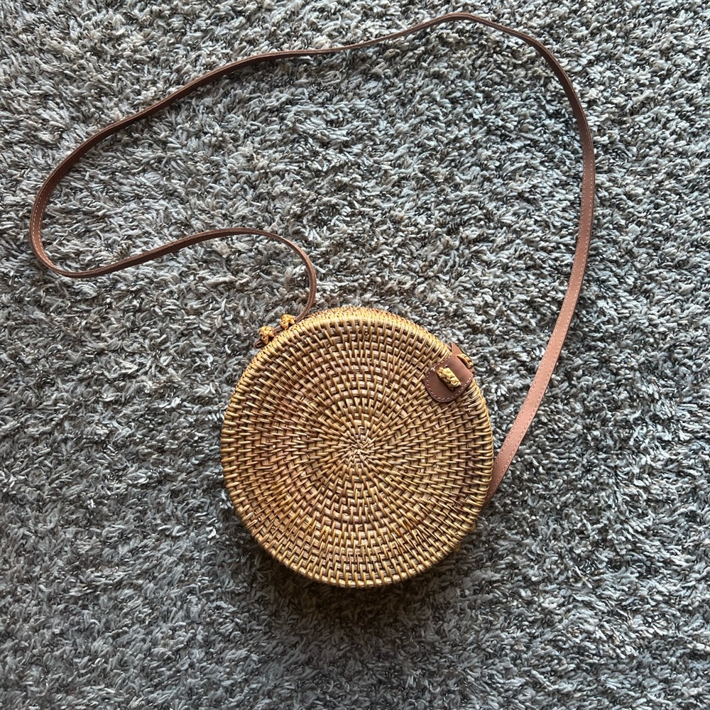 Round Wicker Crossbody Bag